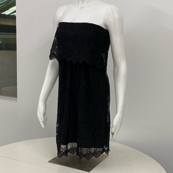 EXPRESS | Black Lace Strapless Dress - Picture 4 of 8